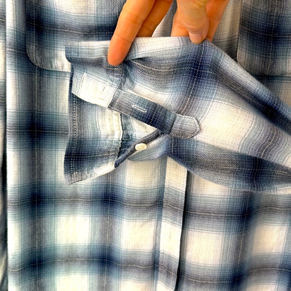 Paige button down top - Picture 3 of 6
